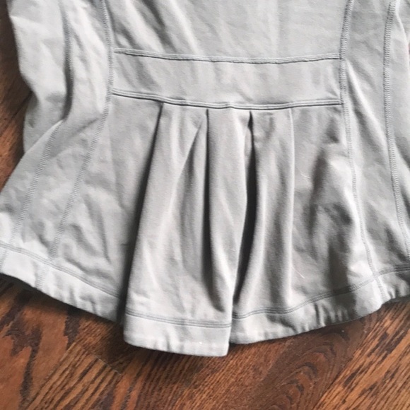 Lululemon zip up jacket - Picture 4 of 4